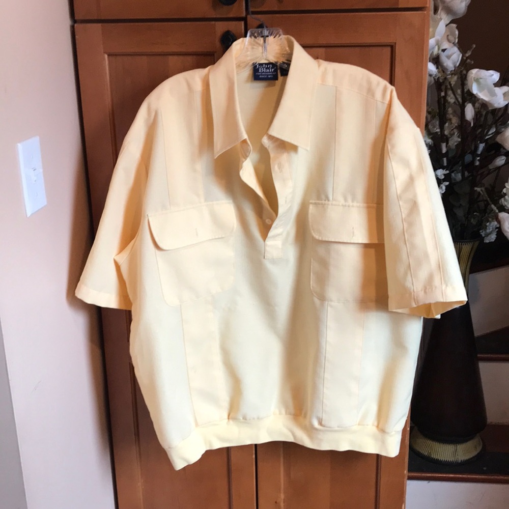 Very gently used John Blair Shirt Size XLG